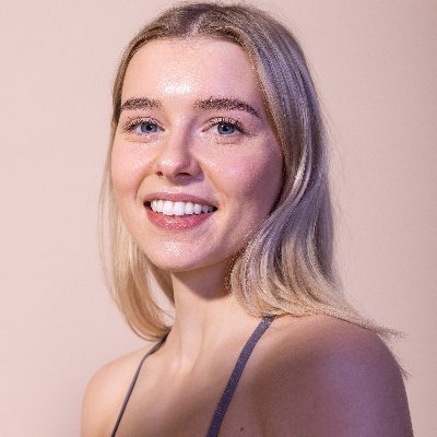 نویسنده مقاله: Chloe Gray